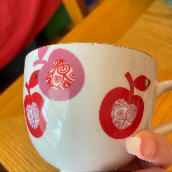 Anthropologie Apple Pedestal Mug - Picture 8 of 8